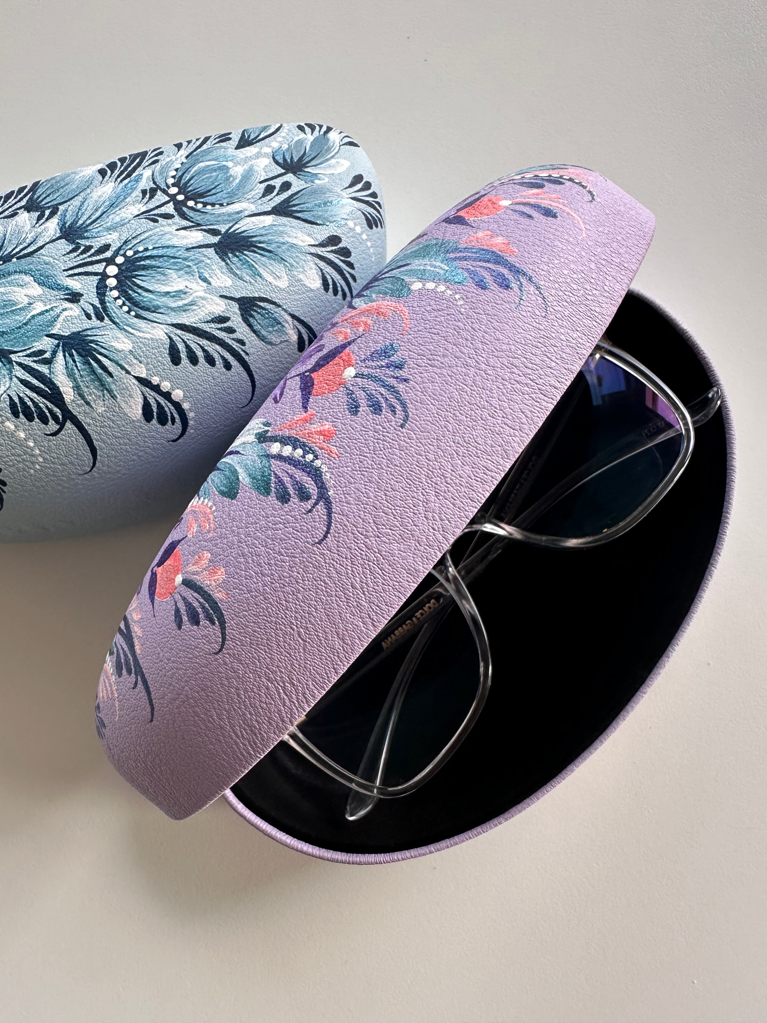 Lavender Garden – Hand-Painted Eyeglass Case