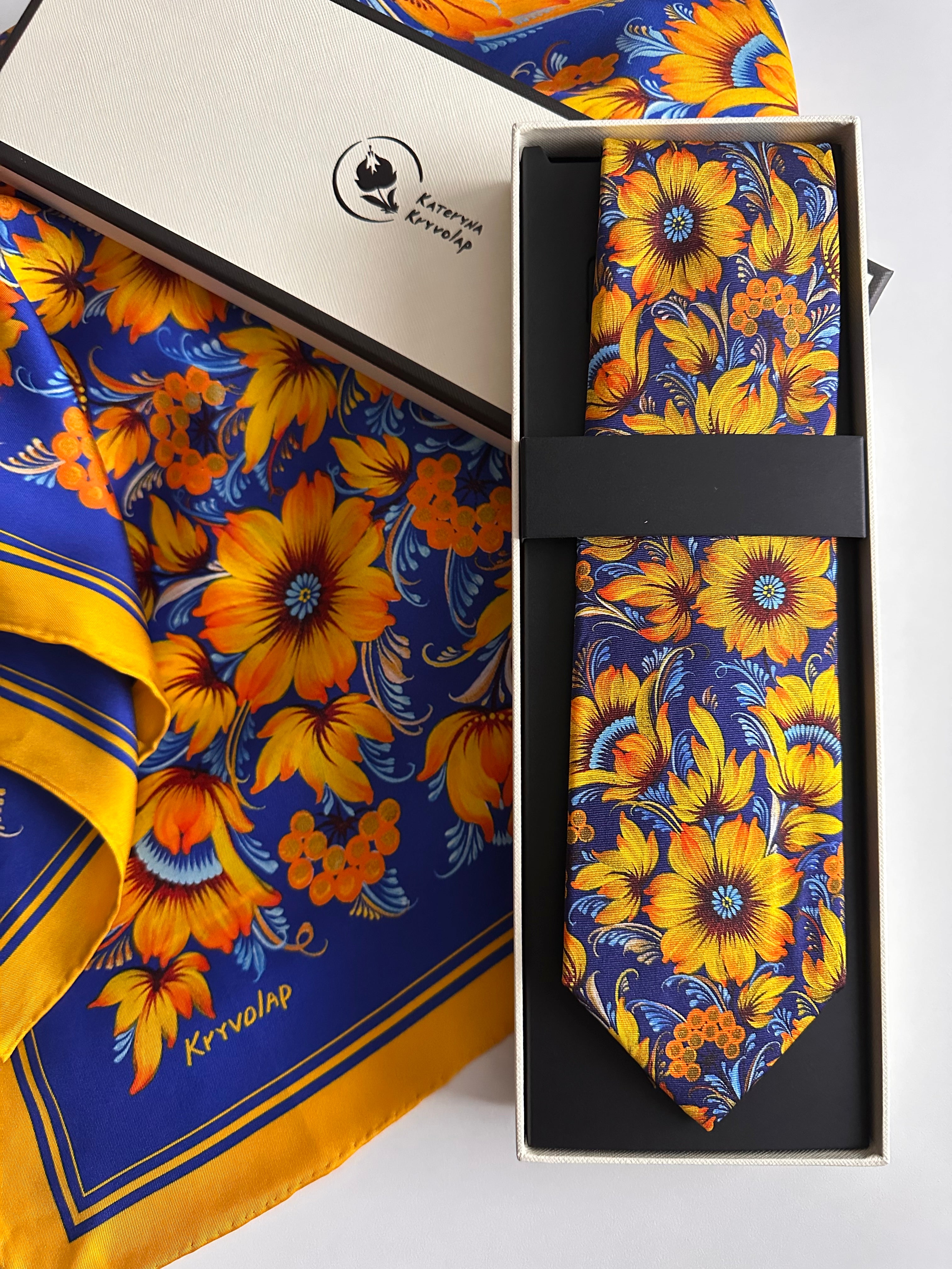 Holiday Silk Gift Set — Heritage Flame