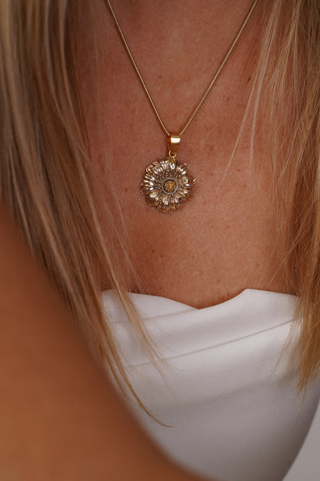 Chamomile Pendant